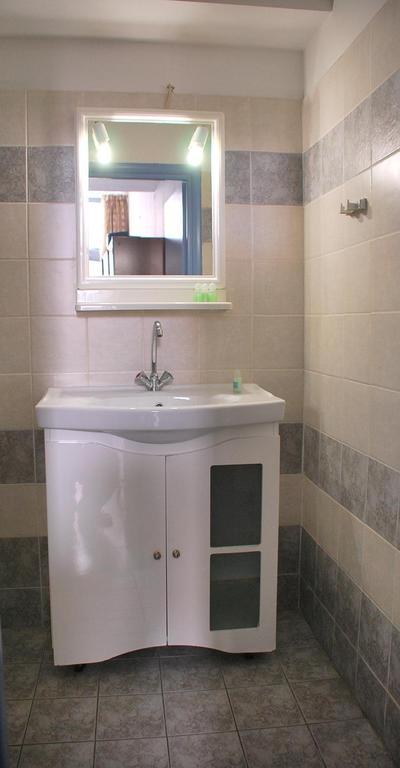 Oikeion Aparthotel Ermoupoli Bilik gambar