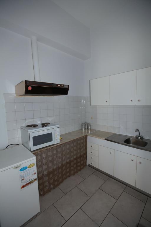 Oikeion Aparthotel Ermoupoli Bilik gambar